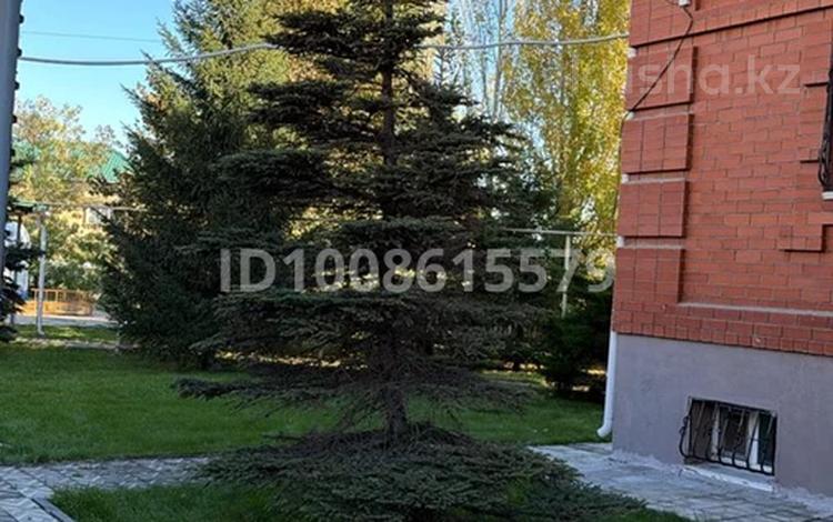 Отдельный дом · 6 комнат · 320 м² · 20 сот., 4-й микрорайон, 4 47 — Текстильщик за 230 млн 〒 в Костанае — фото 3