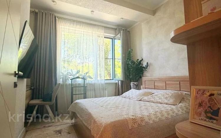 3-бөлмелі пәтер · 56 м² · 2/9 қабат, Нурмакова — Кабанбай батыра, бағасы: 55 млн ₸ в Алматы, Алмалинский р-н — фото 15