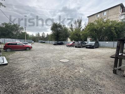 Свободное назначение, офисы, магазины и бутики, склады, азс, автосервисы и автомойки, общепит, салоны красоты, сельское хозяйство, бани, гостиницы и зоны отдыха, фитнес и спорт, медцентры и аптеки, образование, развлечения, конференц-залы, кабинеты и рабочие места, студии · 18 м² за 1 000 〒 в Костанае