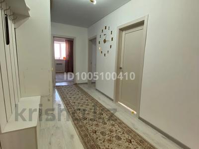 3-комнатная квартира · 74 м² · 1/9 этаж, мкр Омега, Молдашева 20/1 1 за 26.5 млн 〒 в Уральске