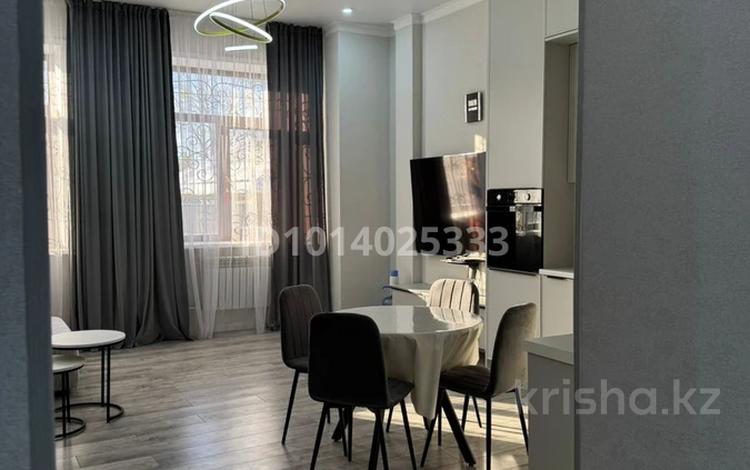 2-бөлмелі пәтер · 60 м² · 1/5 қабат, Театральная 54/1 — театральная, бағасы: 23 млн ₸ в Петропавловске — фото 2