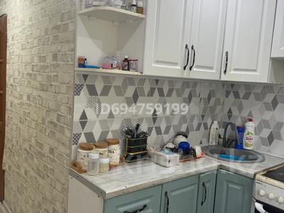 2-бөлмелі пәтер · 49 м² · 1/5 қабат, Майкудук, 12й микрорайон 30, бағасы: 9.5 млн ₸ в Караганде, Алихана Бокейханова р-н