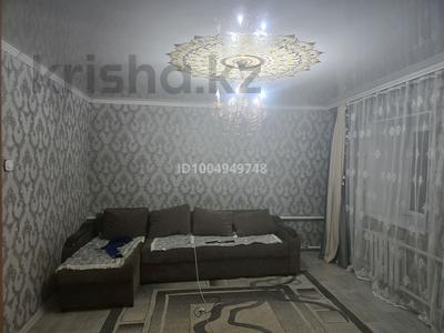 Отдельный дом · 5 комнат · 180 м² · 16 сот., С.Сулейменова 15 — Гражданской прокуратуры,рядом плошадь,акимат,вокзал,гороно,школа,садик за 10 млн 〒 в 