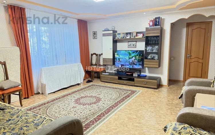 3-бөлмелі пәтер · 67 м² · 4/9 қабат, мкр Юго-Восток, 30й микрорайон 1 — Гапеева 1, бағасы: 26 млн ₸ в Караганде, Казыбек би р-н — фото 2