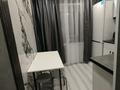 2-комнатная квартира · 46 м² · 3/5 этаж, мкр Михайловка , Аманжолова 23 за 250 000 ₸ в Караганде, Казыбек би р-н