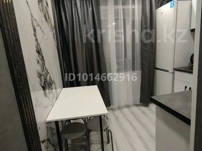 2-комнатная квартира · 46 м² · 3/5 этаж, мкр Михайловка , Аманжолова 23 за 250 000 ₸ в Караганде, Казыбек би р-н
