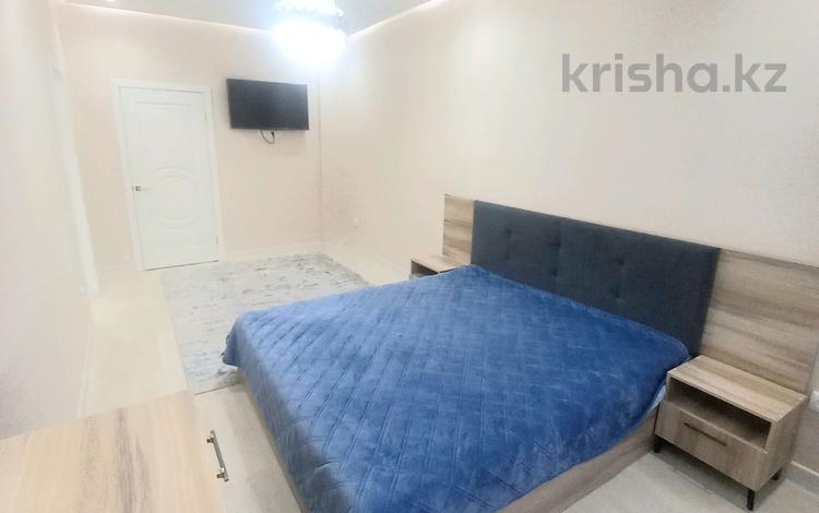 2-комнатная квартира · 70 м² · 2/7 этаж, Жилмассив Нурсат 74/4 за 220 000 ₸ в Шымкенте — фото 13