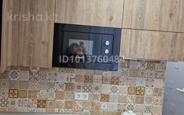 1-бөлмелі пәтер · 45 м² · 2/4 қабат, мкр Таугуль, Сулейманова 26а, бағасы: 250 000 ₸ в Алматы, Ауэзовский р-н — фото 2