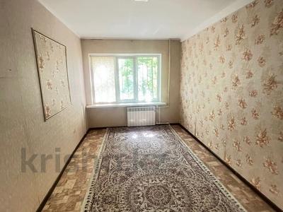 3-бөлмелі пәтер · 60 м² · 1/5 қабат, мкр 8, братьев Жубановых, бағасы: 14 млн ₸ в Актобе