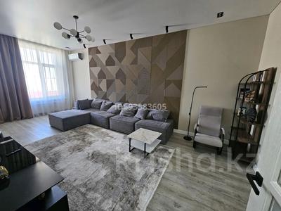 2-комнатная квартира, 84 м², 8/10 этаж, мкр Сары Арка, Кулманова 35 за 74 млн 〒 в Атырау, мкр Сары Арка