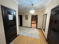 2-бөлмелі пәтер · 90 м² · 25/25 қабат, 11 ш/а. 112а, бағасы: 15 000 ₸ в Актобе, мкр 11