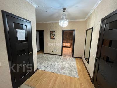 2-бөлмелі пәтер, 90 м², 25/25 қабат тәулік бойы, мкр 11 112а — АКТОБЕ АЖАРЫ, бағасы: 15 000 〒 в Актобе, мкр 11