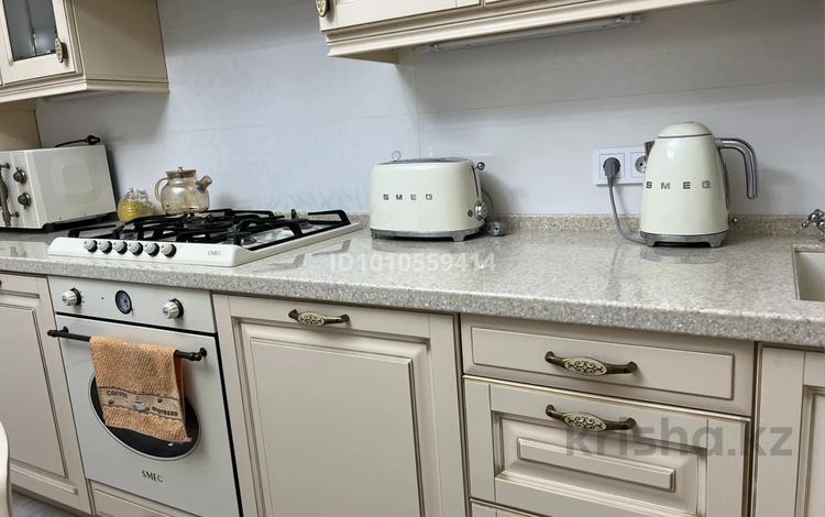 2-комнатная квартира · 105 м² · 1/3 этаж, Санкибай батыра 253 — ЦОН за 61 млн 〒 в Актобе — фото 2