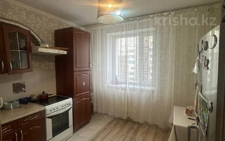 2-бөлмелі пәтер · 65 м² · 8/12 қабат, Б. Момышулы, бағасы: 30 млн ₸ в Астане, Алматы р-н — фото 7
