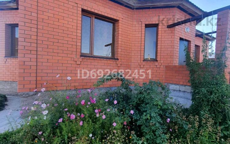 Отдельный дом • 3 комнаты • 110.3 м² • 10 сот., Алатау 47 — Алатау-Астана за 25 млн 〒 в Кояндах — фото 2
