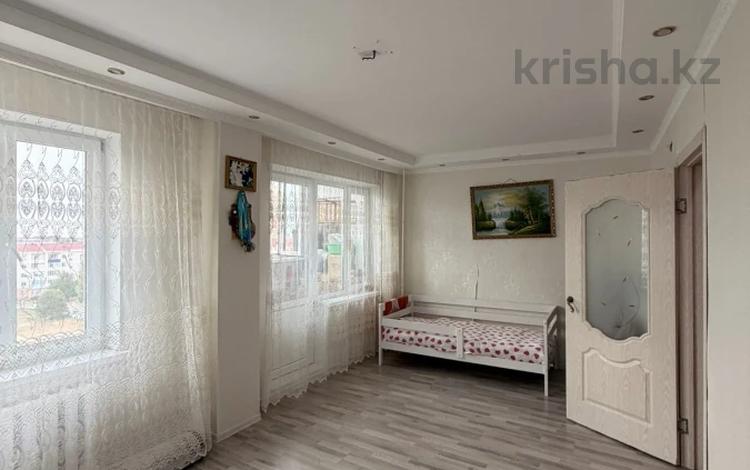 2-бөлмелі пәтер · 59.1 м² · 8/9 қабат, жана орда, бағасы: 23 млн ₸ в Уральске — фото 2