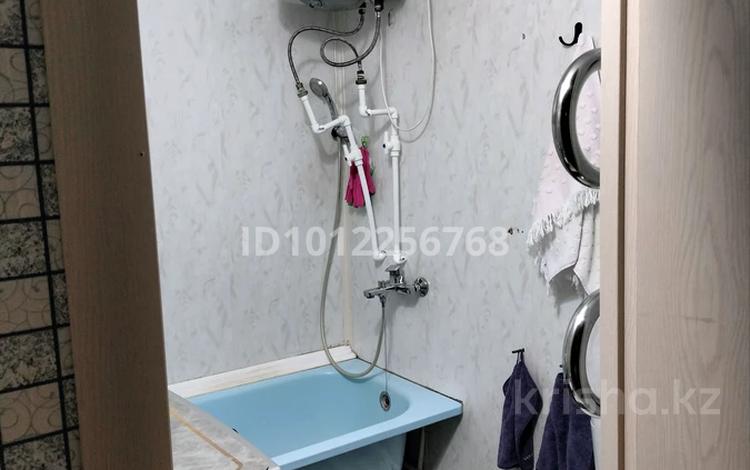 2-комнатная квартира · 48 м² · 5/5 этаж, Сатпаева 115 — Орталықта акимат,ЦОН, супер маркет,садик, мектеп за 9 млн ₸ — фото 2