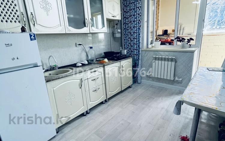 1-комнатная квартира · 40.6 м² · 8/9 этаж, жилой массив Есет Батыр, 4 мкр 9г за 10 млн ₸ в Актобе — фото 2