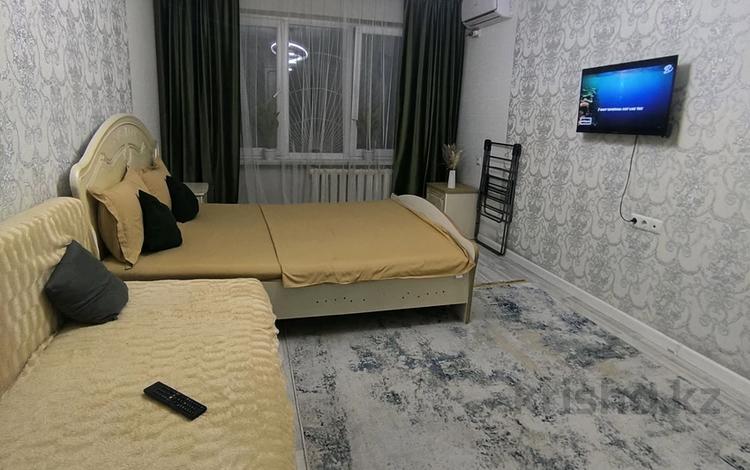 1-комнатная квартира · 40 м² · 2/4 этаж, мкр №10, Микраройон 12 11 за 11 000 ₸ в Алматы, Ауэзовский р-н — фото 19