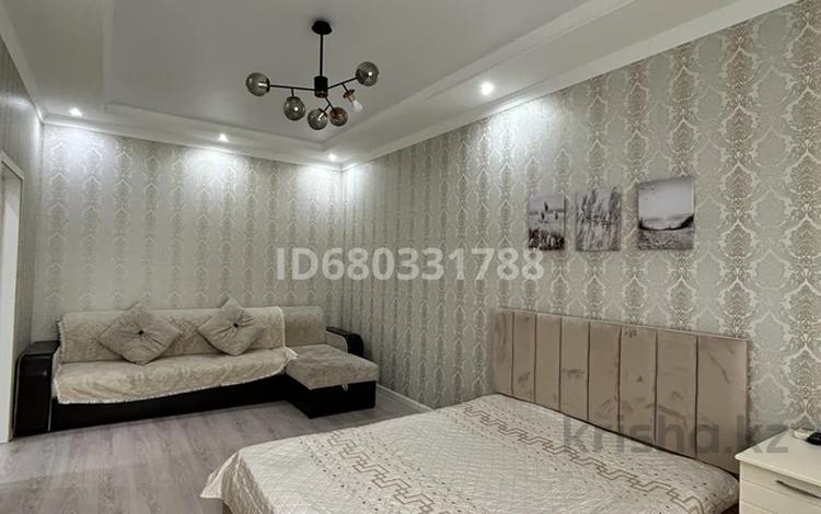 1-бөлмелі пәтер · 50 м² · 8/10 қабат, Алии Молдагуловой 30б — Стадион, ТЦ Алия Центр, бағасы: 15 000 ₸ в Актобе — фото 20