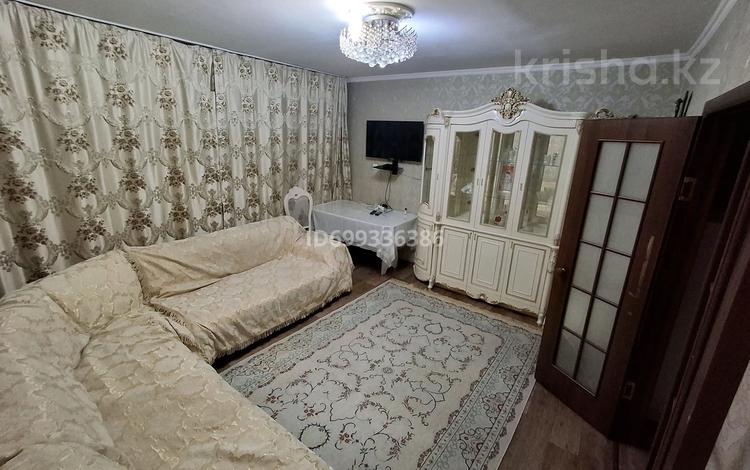 2-комнатная квартира · 60 м² · 2/5 этаж, Актамберды 26 — В центре напротив мечети за 16 000 ₸ в  — фото 2