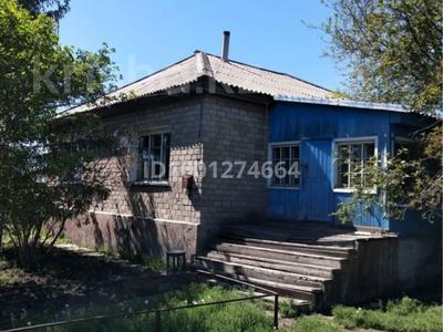 Отдельный дом · 3 комнаты · 130 м² · 10 сот., Ломоносова за 13.5 млн 〒 в Макинске