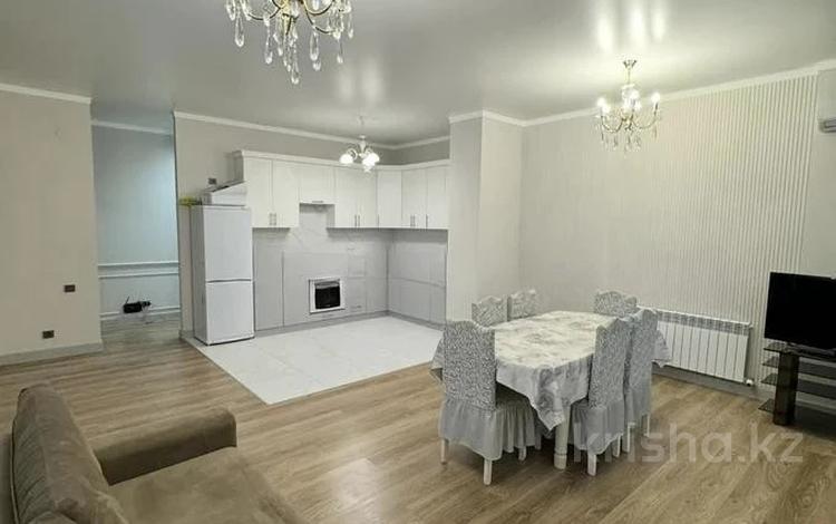 3-бөлмелі пәтер · 114 м² · 5/12 қабат, Самал-3 ш/а. 15/2, бағасы: 130 млн ₸ в Алматы, Медеуский р-н — фото 3