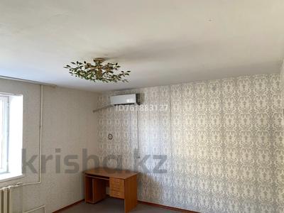 2-комнатная квартира · 62 м² · 1/5 этаж, Мкрн Шугыла 52а за 150 000 ₸ в 
