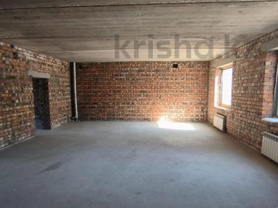 3-бөлмелі пәтер · 96.4 м² · 1/4 қабат, Михайловка ш/а., ул. Жанибекова 122, бағасы: 40 млн ₸ в Караганде, Казыбек би р-н