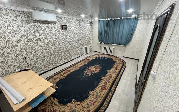 2-комнатная квартира · 42.7 м² · 1/5 этаж, мкр. Зачаганск пгт 15 за 7 млн ₸ в Уральске — фото 2