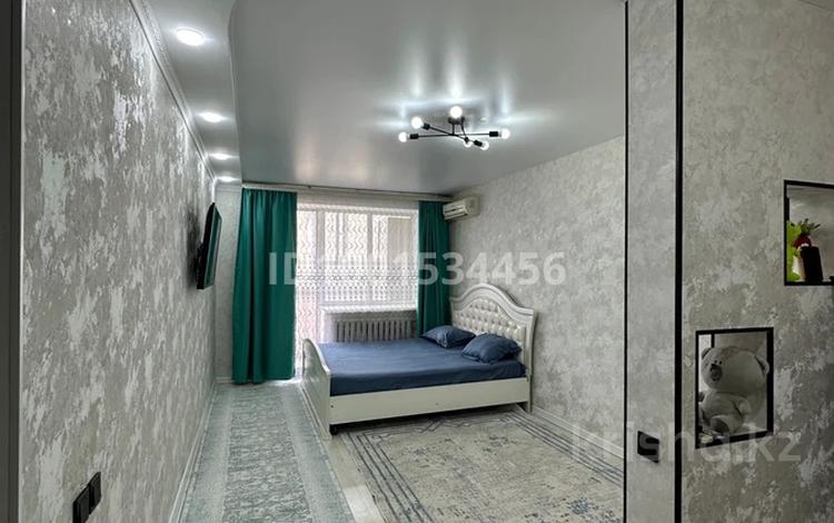 1-бөлмелі пәтер · 48 м², мкр. Алтын орда, Тәуелсіздік, бағасы: 10 000 ₸ в Актобе — фото 2
