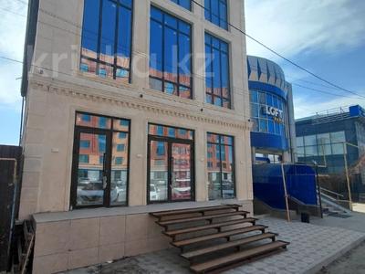 Жеке үй · 4 бөлме · 708.9 м² · 10 жүзд., Абая 108, бағасы: 260 млн ₸ в Костанае