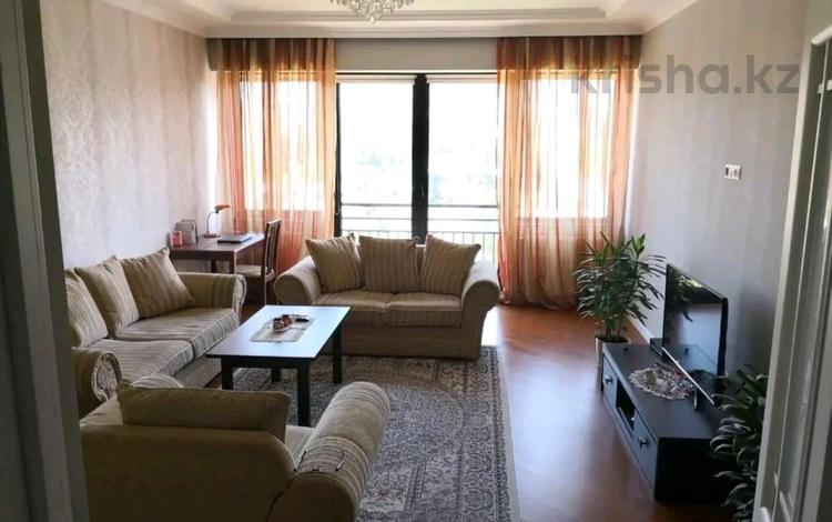 2-комнатная квартира · 82 м² · 6/9 этаж, Кабанбай батыра 51 за 118 млн ₸ в Алматы, Медеуский р-н — фото 2