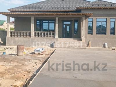 Отдельный дом · 7 комнат · 240 м² · , мкр Достык за 42 млн ₸ в Шымкенте, Абайский р-н