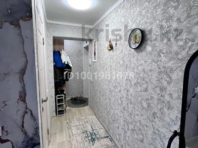 Продажа квартир в Костанайской обл.: 3-комнатная квартира · 57 м² · 3/5 этаж, 1микро 22 за 10 млн 〒 3-комнатная квартира · 57 м² · 3/5 этаж, 1микро 22 за 10 млн 〒 в Лисаковске