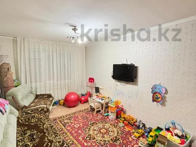 3-комнатная квартира · 67.4 м² · 9/9 этаж, Камзина 62 — БАЯНТАУ за 22 млн 〒 в Павлодаре