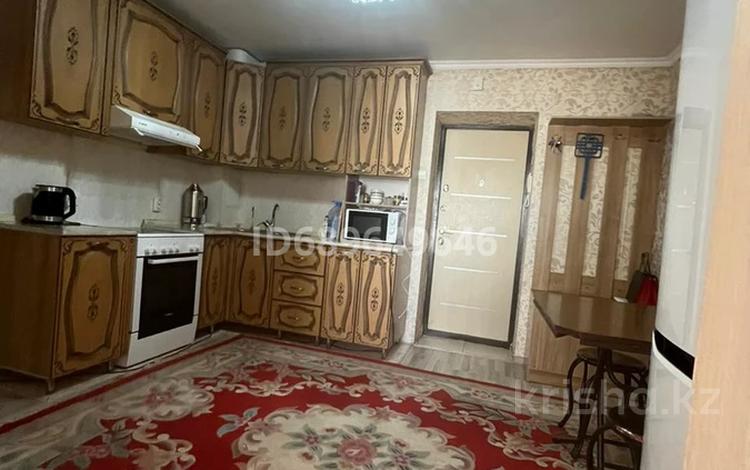 3-комнатная квартира, 60 м², 10/10 этаж, Темирбек Жургенов 27/1