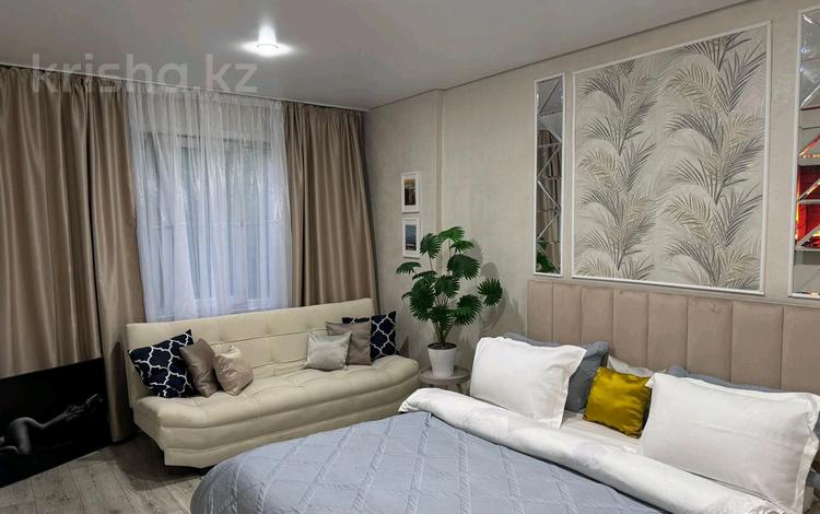 1-комнатная квартира · 30 м² · 2/5 этаж, Бурова 25/3 за 200 000 ₸ в Усть-Каменогорске — фото 2