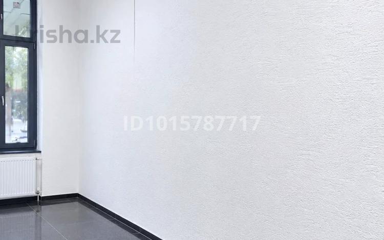 Магазины и бутики · 8 м² за 100 000 ₸ в Астане, Нура р-н — фото 2
