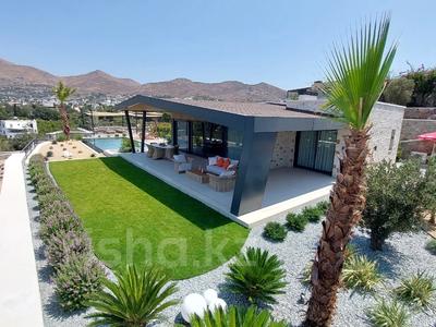 Жеке үй · 4 бөлме · 220 м² · 1200 сот., Гюмюшлюк, бағасы: ~ 3.4 млн 〒 в Бодруме