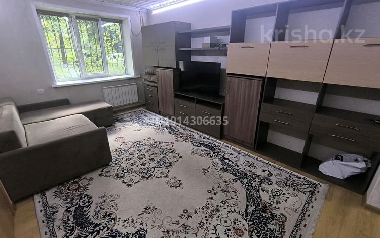 2-комнатная квартира · 45 м² · 1/3 этаж, мкр Алтай-1 16 — Захарова за 220 000 ₸ в Алматы, Турксибский р-н — фото 2
