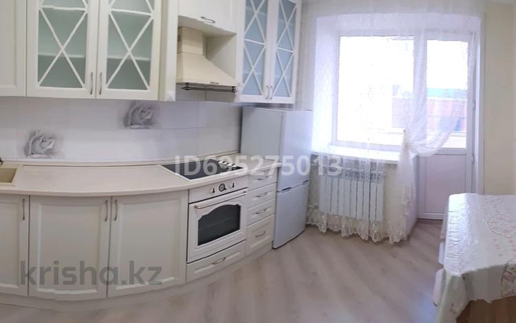 2-бөлмелі пәтер · 60 м² · 3/5 қабат, Назарбаева 158 Г, бағасы: 200 000 ₸ в Кокшетау — фото 2