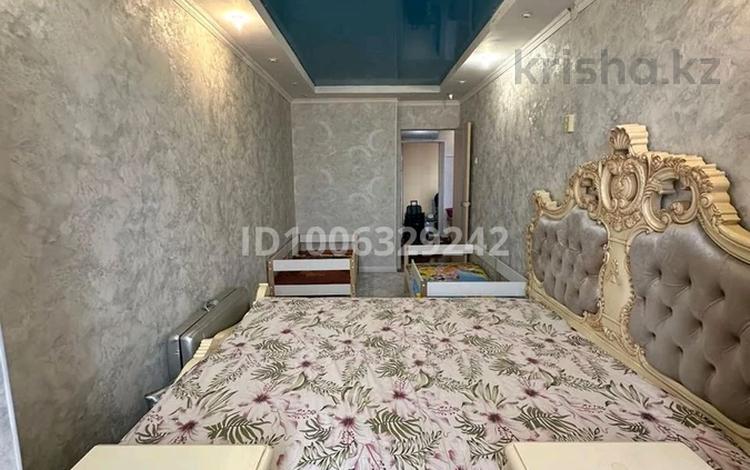 2-комнатная квартира · 58 м² · 4/4 этаж, 6-й мкр 12 за 10.5 млн ₸ в Актау — фото 3