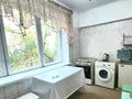 1-комнатная квартира · 35 м² · 3/5 этаж, Шевченко — Ауэзова за 220 000 ₸ в Алматы, Алмалинский р-н — фото 2