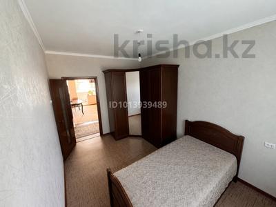 2-комнатная квартира · 64 м² · 1/5 этаж, Пр.Сатпаева 158 — Возле Апорт магазина, рядом 16школа за 17.8 млн ₸