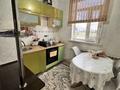 2-комнатная квартира · 64 м² · 1/5 этаж, Пр.Сатпаева 158 — Возле Апорт магазина, рядом 16школа за 17.8 млн ₸ — фото 2