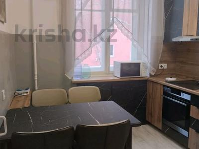 3-бөлмелі пәтер · 81.3 м² · 2/4 қабат, Пр. Назарбаева 55, бағасы: 19 млн ₸ в Усть-Каменогорске