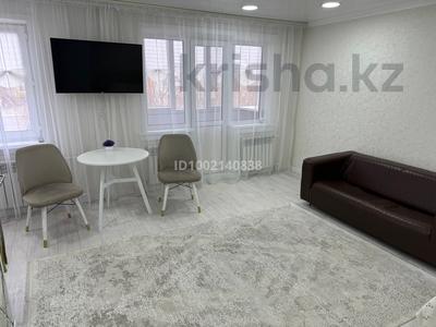 1-комнатная квартира · 40 м² · 2/5 этаж, Алашанана 7 — Алашахана 7- Возле Акимата за 14 000 ₸ в Жезказгане