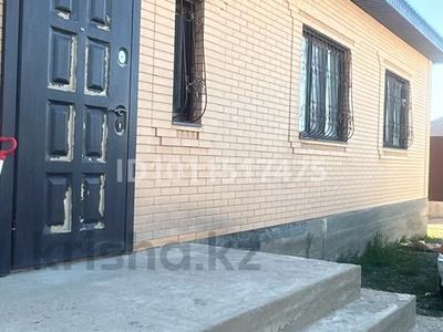 Отдельный дом · 4 комнаты · 225 м² · 8 сот., мкр Балауса, Жұмабек Тәшенов 31 за 48 млн 〒 в Атырау