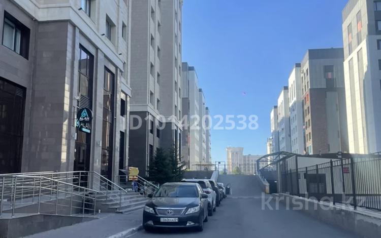 1-комнатная квартира · 46 м² · 3/12 этаж, Бухар Жырау 19 — Мангелик Ель за 280 000 ₸ в Астане, Есильский р-н — фото 2